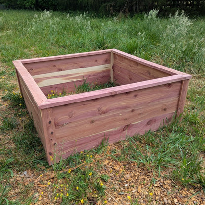 Eastern Red Cedar Raised Bed